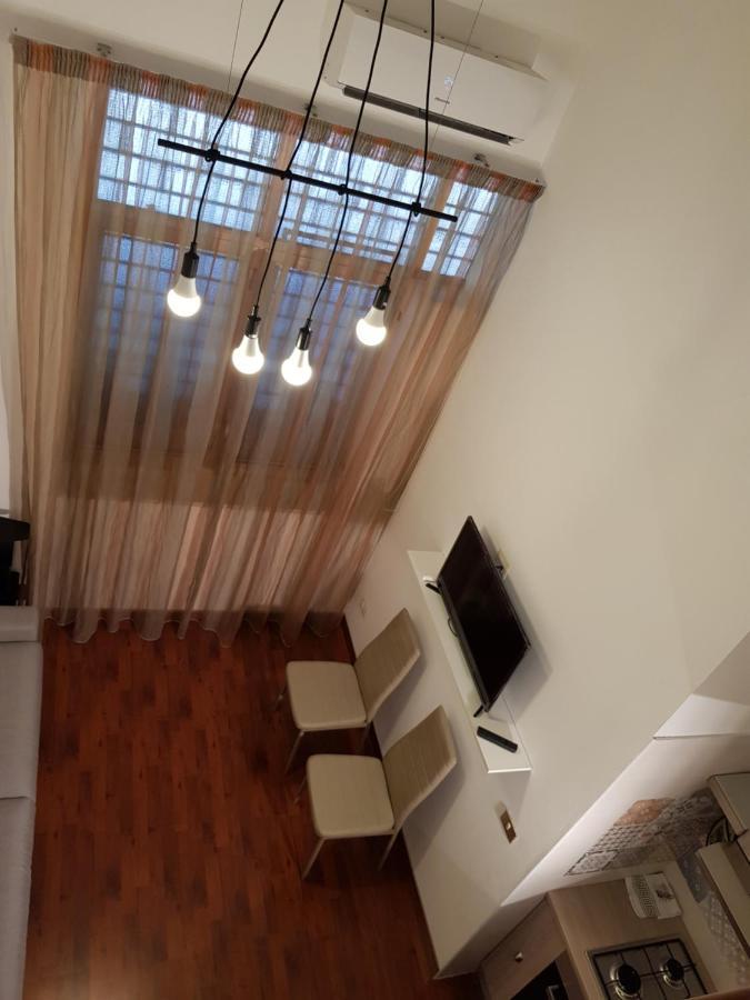 Modern Apt Reventino - Le Lincelle, Lamezia 산테우페미아 라메지아 외부 사진
